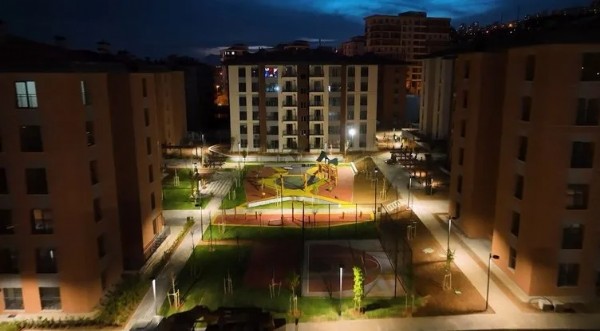 Yaralar sarılıyor! Bakan Kurum açıkladı: Konforlu konutlar tamamlandı